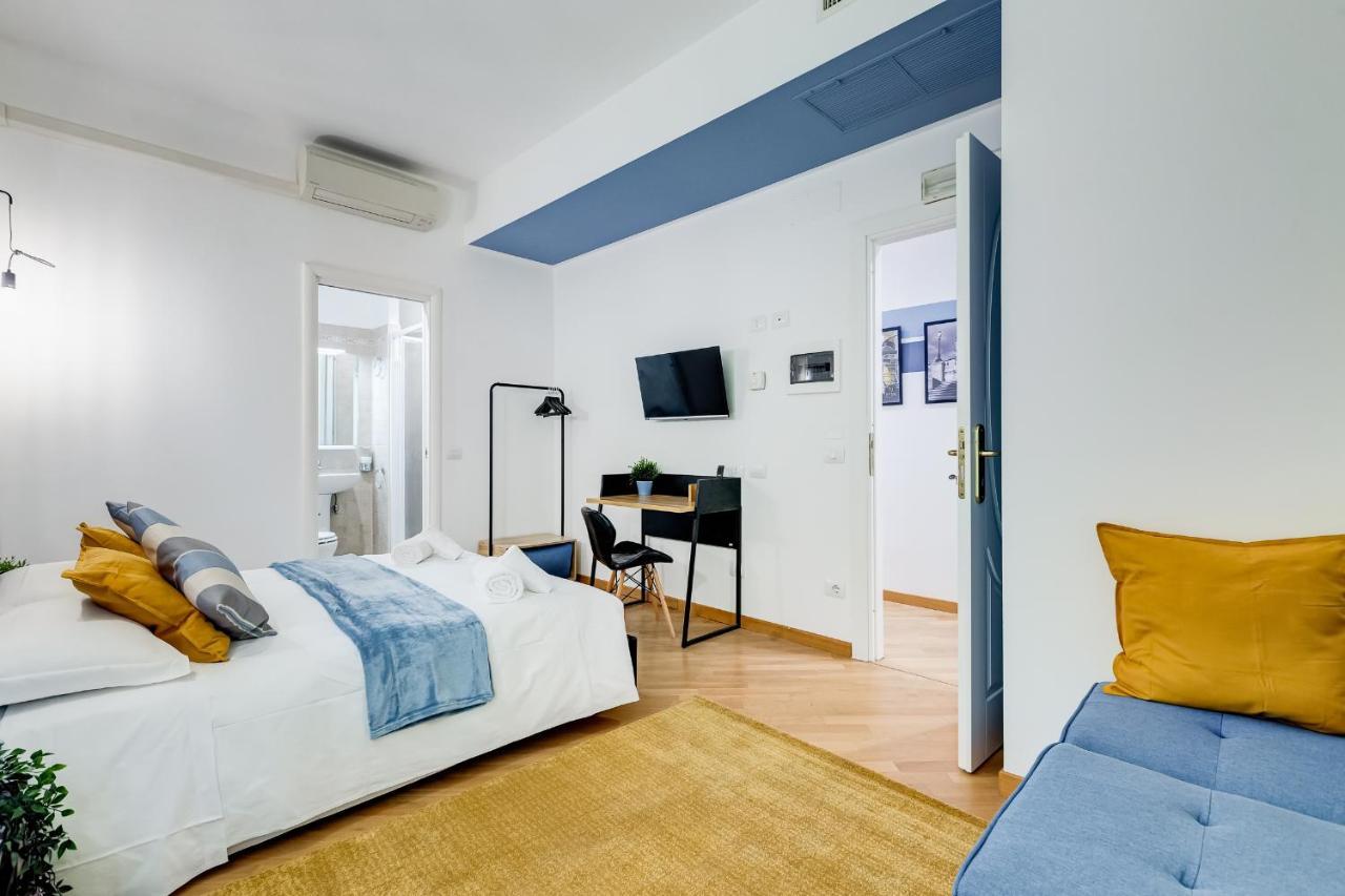 Vivilo Collection - Marche 54 Suites - Close To Via Veneto Area - Lt Рим Екстериор снимка