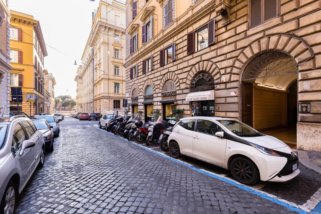Vivilo Collection - Marche 54 Suites - Close To Via Veneto Area - Lt Рим Екстериор снимка